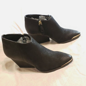 Boutiques Lamb Leather Black Booties